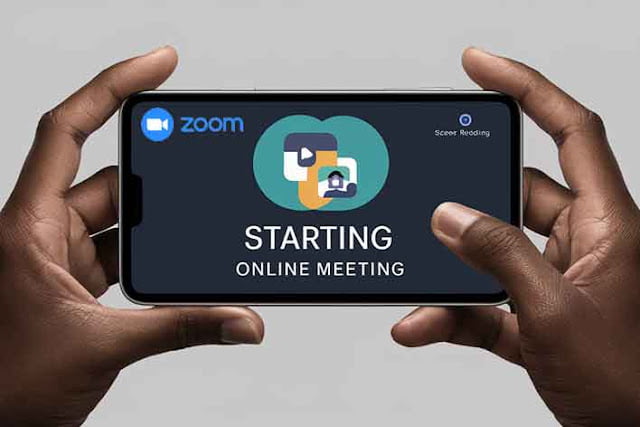 tangan memegang hp dan sedang merekam zoom meeting tangan memegang hp dan sedang merekam zoom meeting